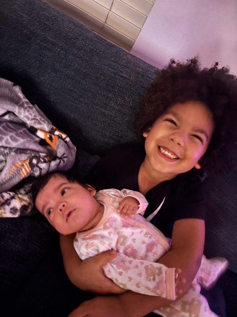 MOM OF 2 (3Y BOY & 4M BABY G)